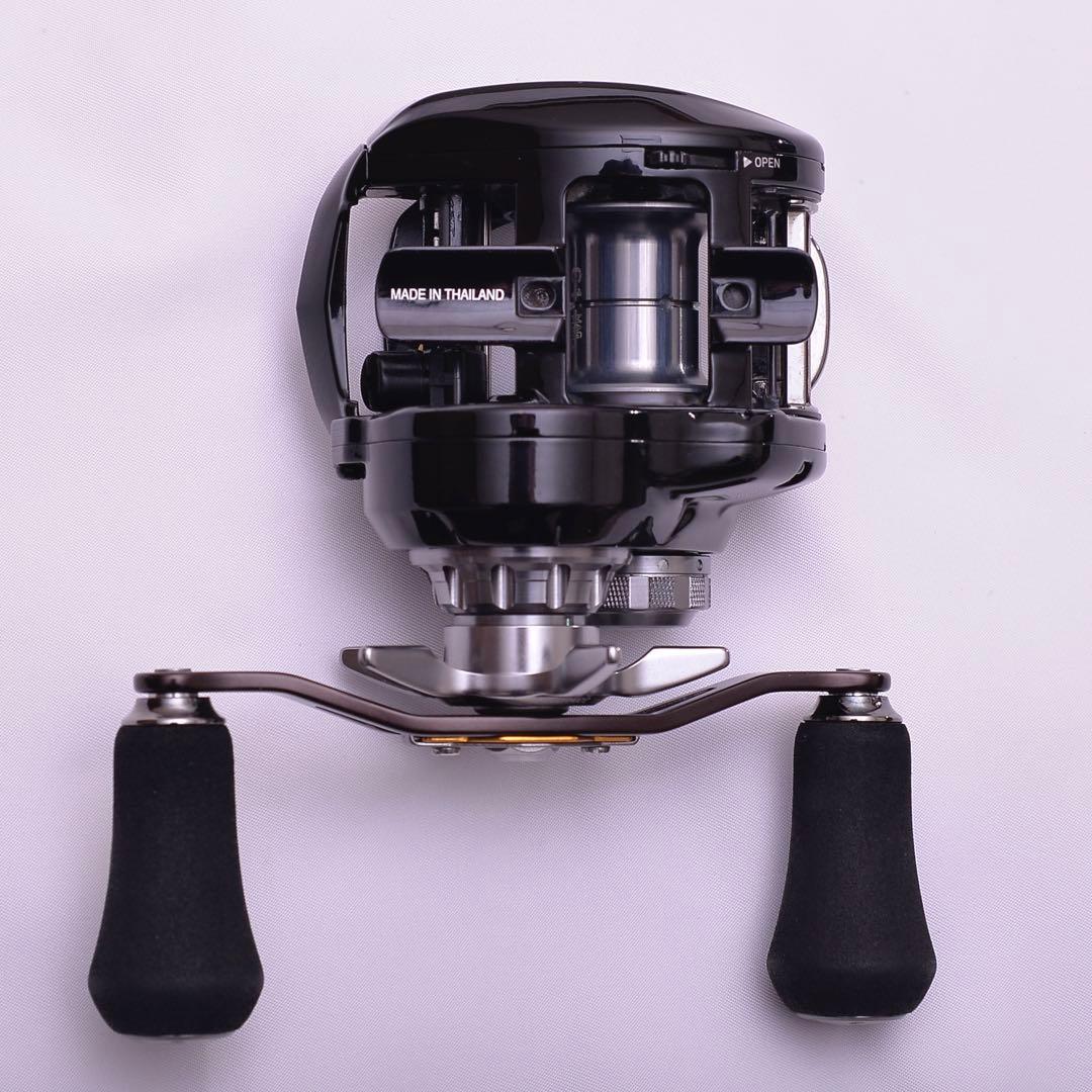 ダイワ ジリオン TW HD 1520H ベイトリール リールカバー付き