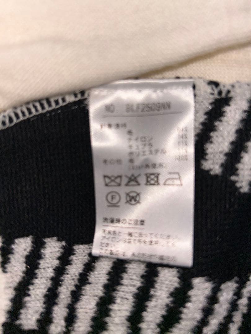 【美品】大きいサイズBlack&White レディースセーター