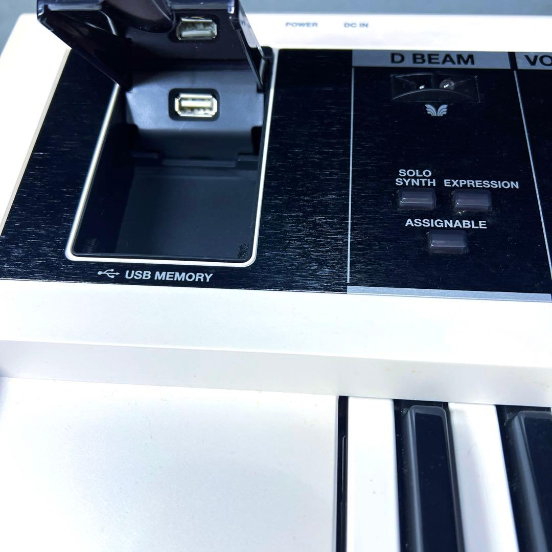 【美品】Roland 61鍵 シンセサイザー JUNO-DI-WH ホワイト