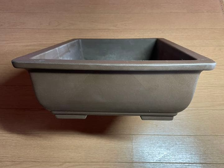 昭和盆栽鉢　紫泥外縁長方鉢切足　「山幸製陶」