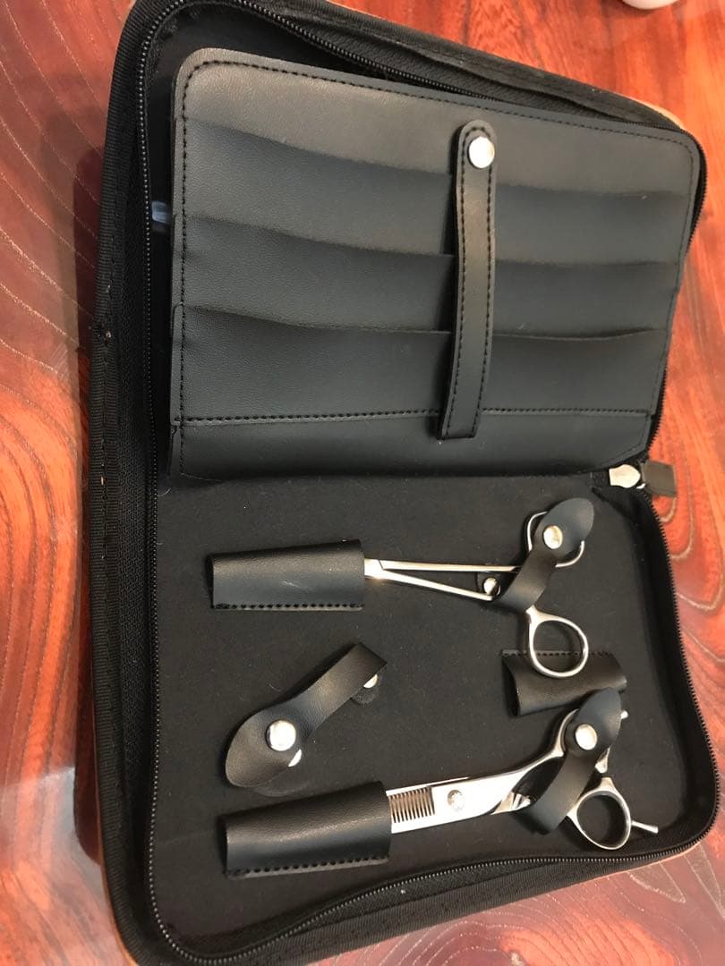 ペット用トリミングハサミセットとシザーケース