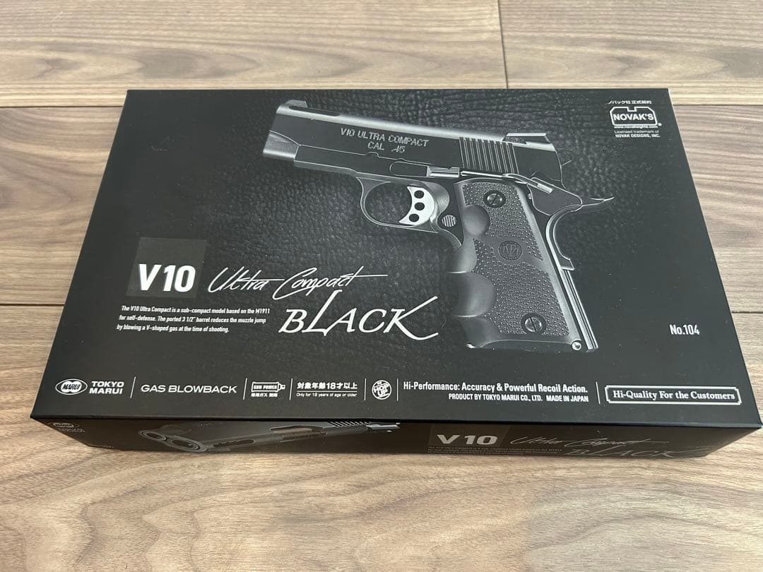 V10 Ultra Compact Black ガスガン
