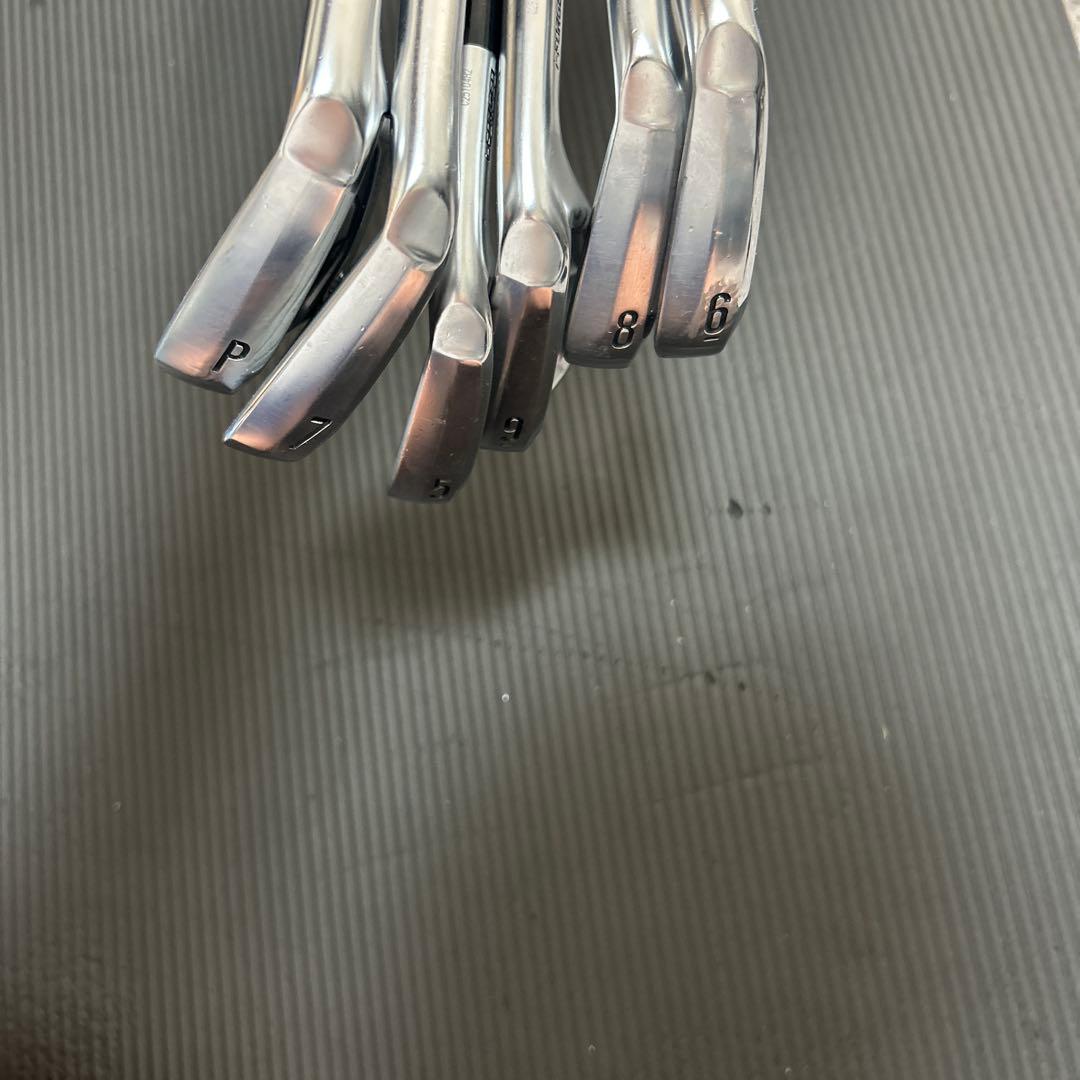 スリクソンZXi7 アイアン　6本DG ツアーイシュー
