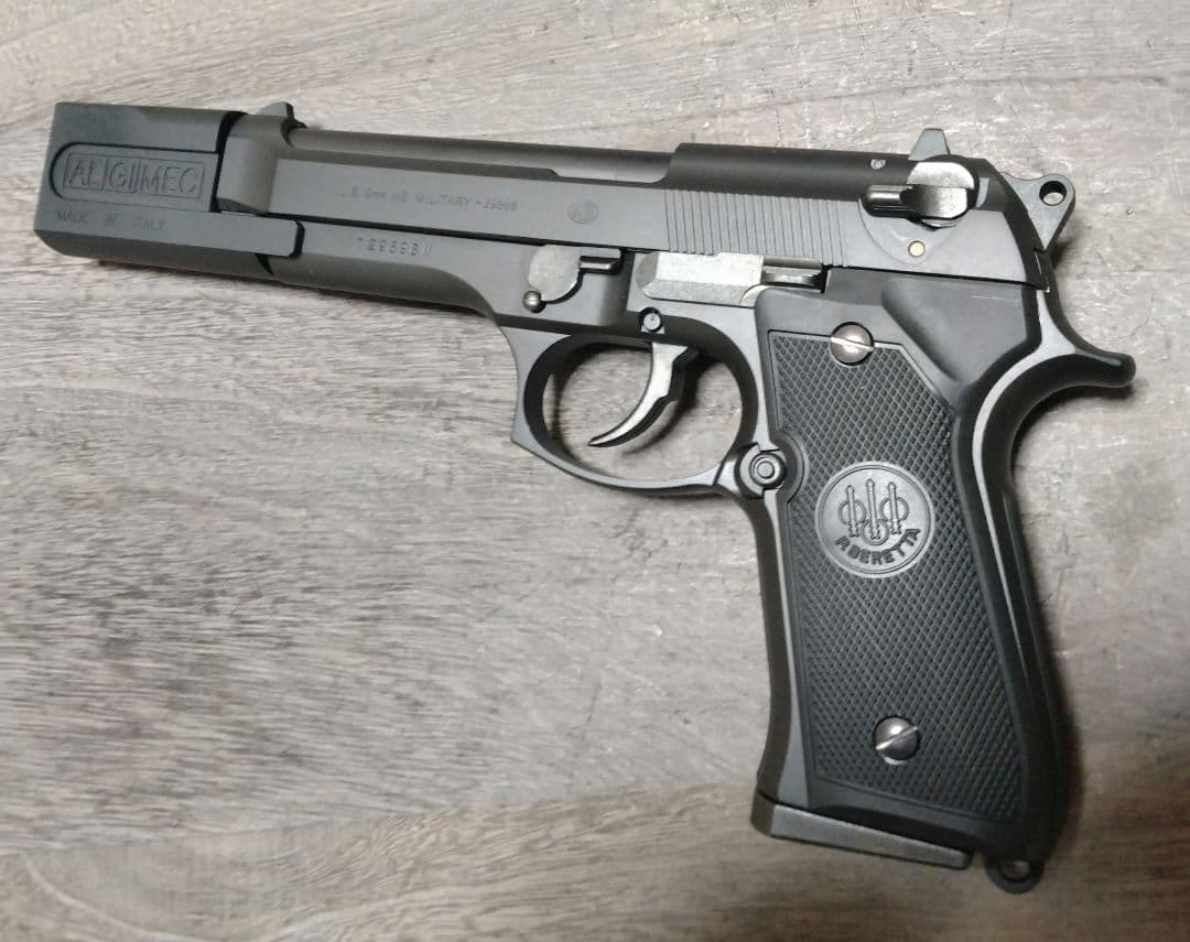 東京マルイ ベレッタ M92F レオン風 カスタム