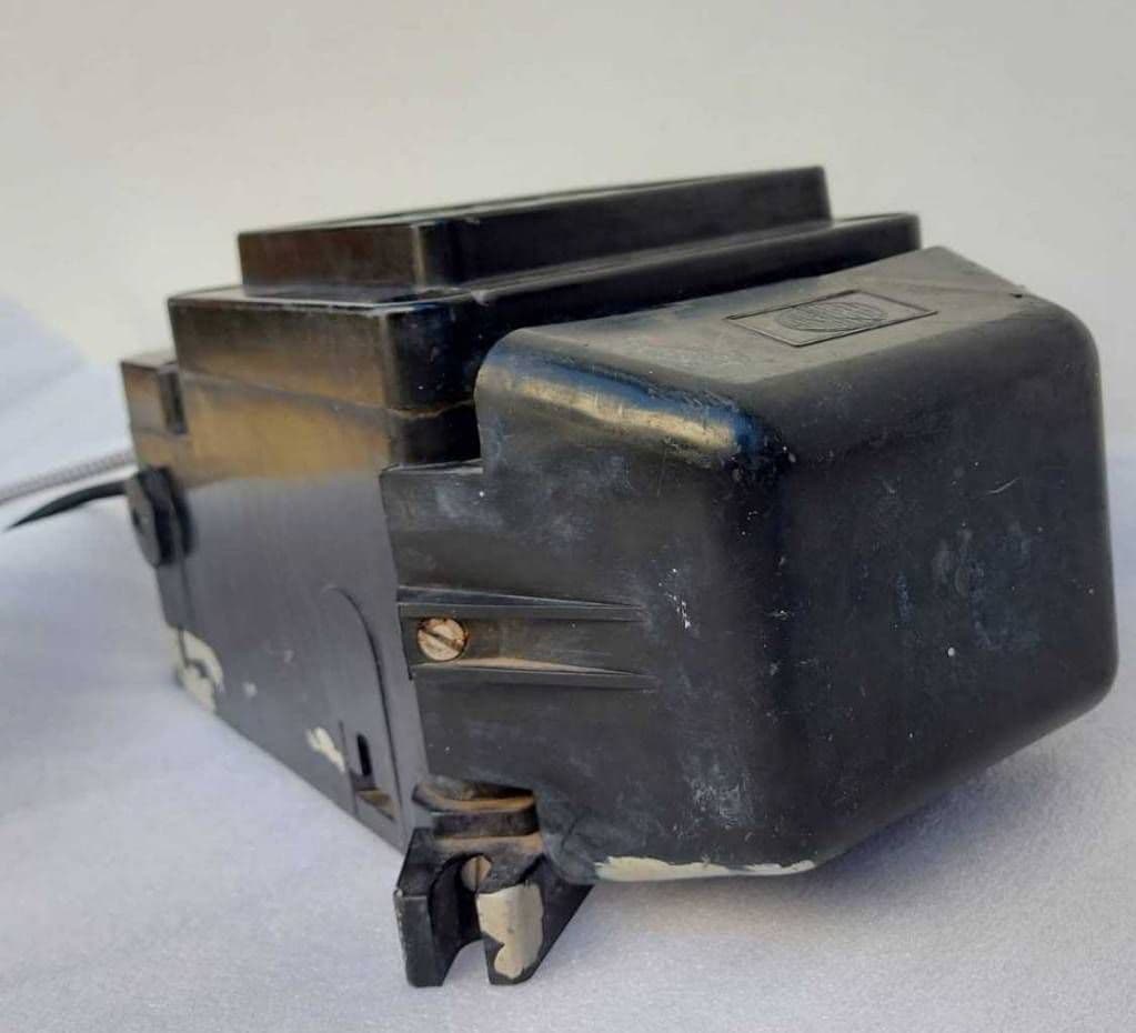 ヴィンテージ/Fernsig Essen社製/ドイツ製/ベイクライト製電話