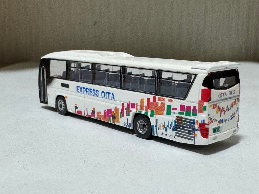Beg_19出品バスコレクション改造新型セレガ大分バス高速カラー