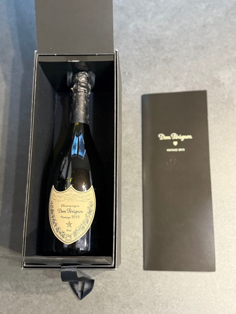 ドンペリニヨン（正規品　箱あり)2013年