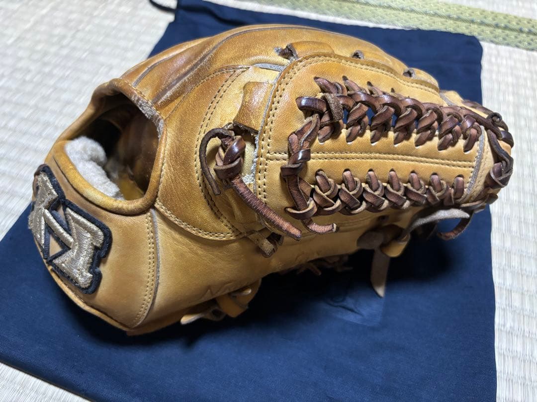 ハイゴールド　グローブ　オールラウンド