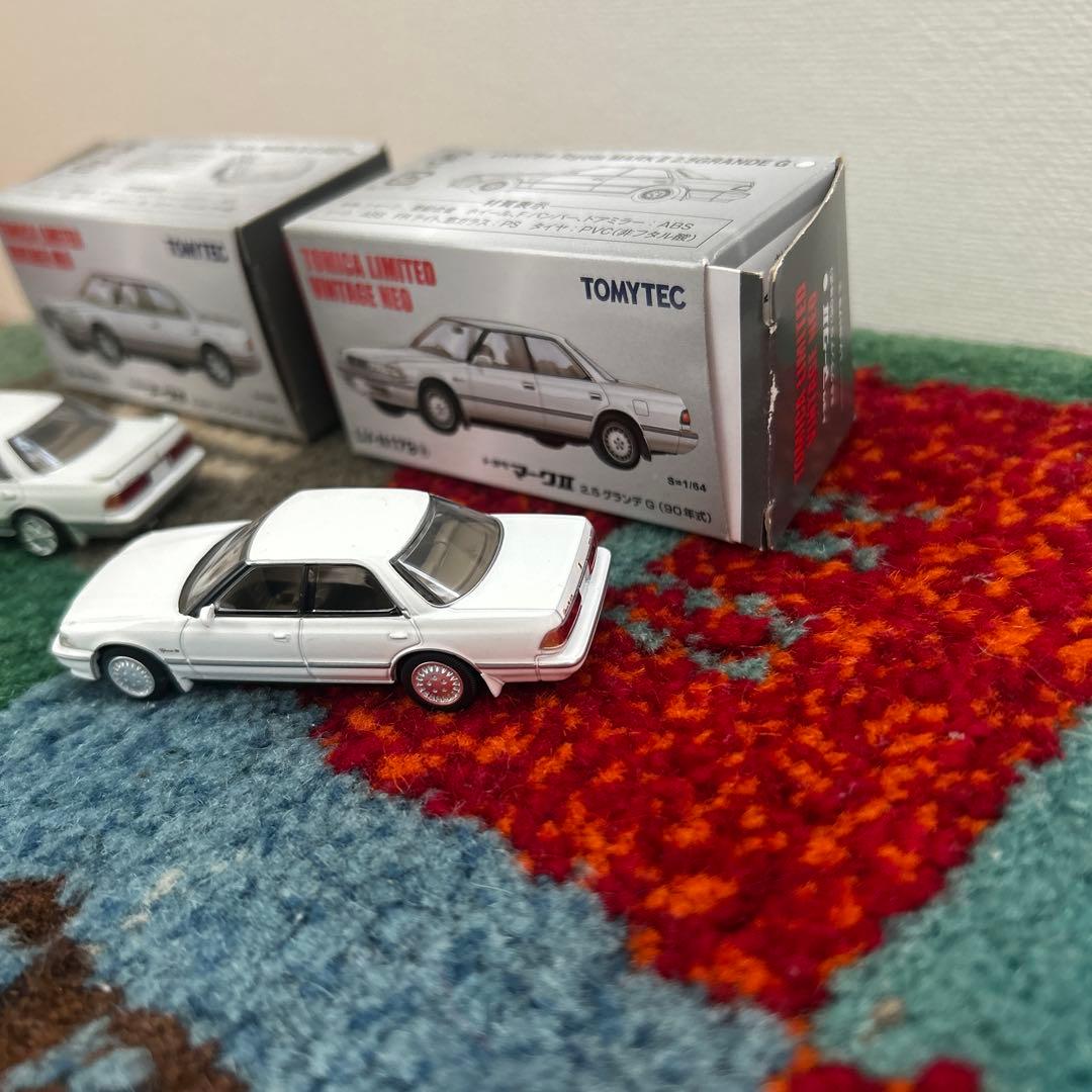 イズミ　トミカリミテッドビンテージネオ トヨタ　マークⅡ