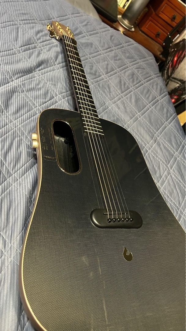 LAVA ME PRO スマートギター最上位機