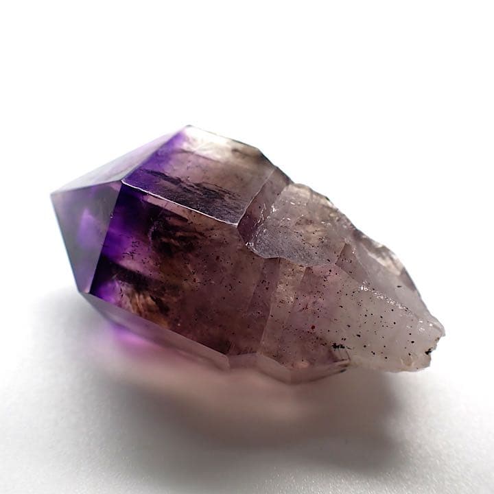 【ジンバブエ/ザンベジ産】アメジスト(Incゲーサイト)