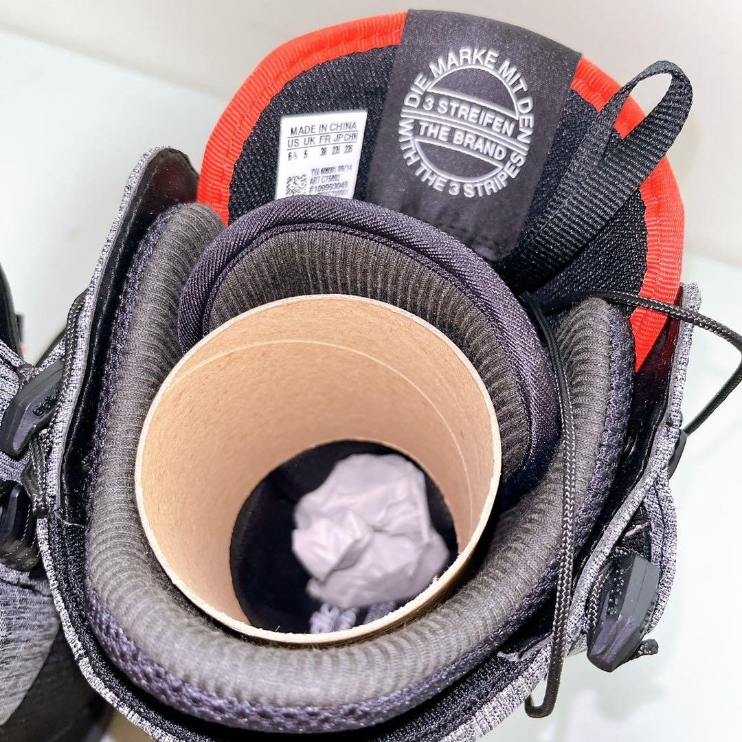 【新品・希少】スノーボードブーツ　アディダス 23.5cm