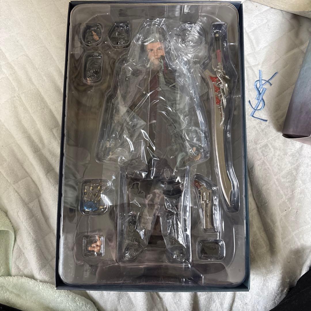 asmustoys デビルメイクライ ネロ1/6フィギュア