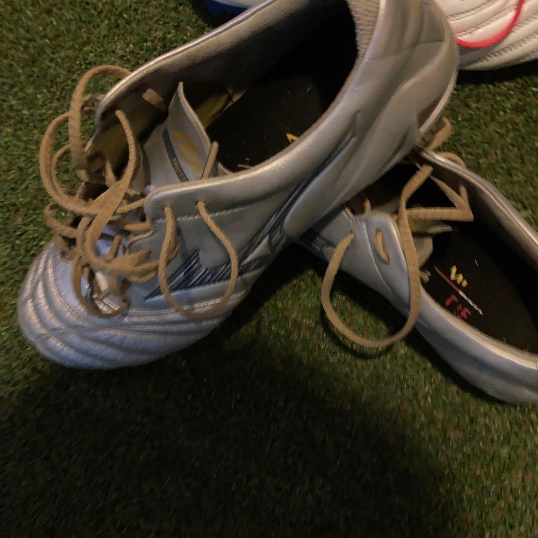 モレリア、Xフライ