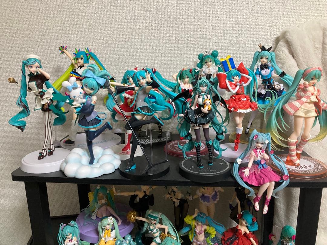 ち*こ様 【47体被りなし・消毒済み】初音ミク フィギュア