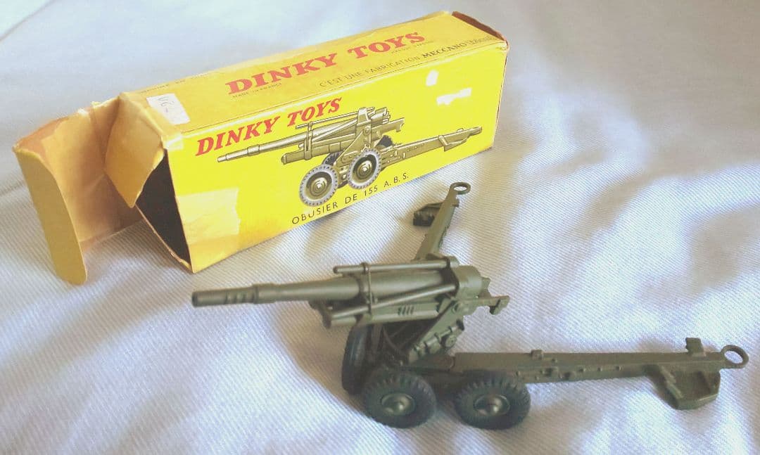 Dinky Toys M50 155ミリ榴弾砲