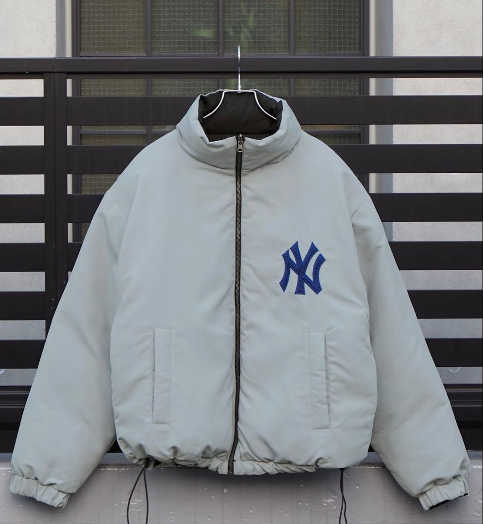 ヤンキース　ダウンジャケット MLB ワッペン刺繍 2WAYリバーシブル