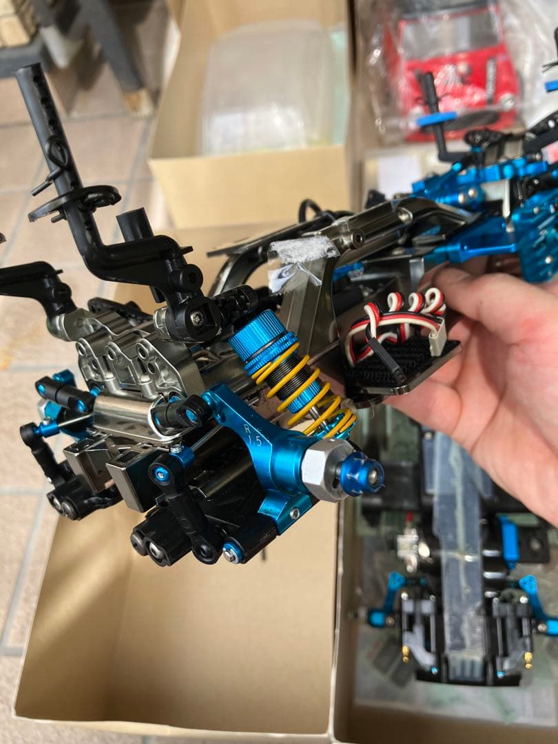 タミヤM05シャーシ　メカ&OP他パーツ多数付き