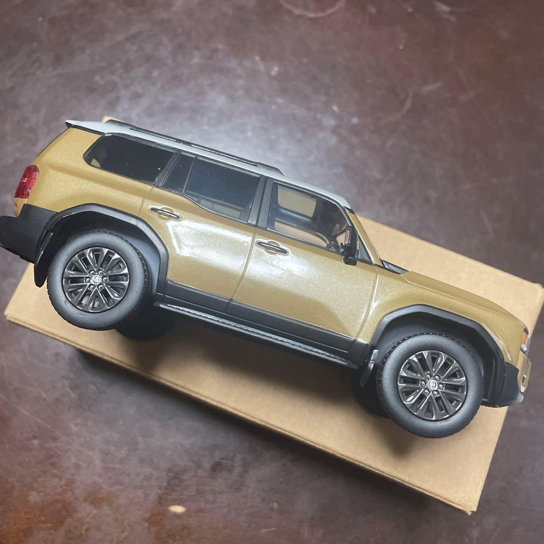 期間限定出品！トヨタ ランドクルーザー　250 ミニカー