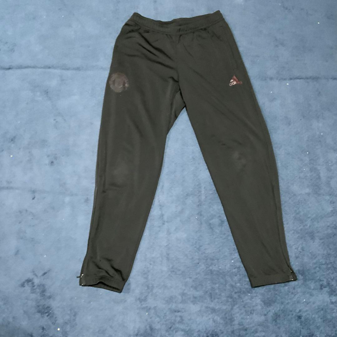 マンチェスターユナイテッド　adidas トレーニングウェアセット 黒