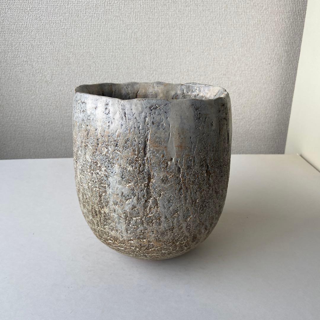 大江幸彦　花瓶　白釉薬　共箱