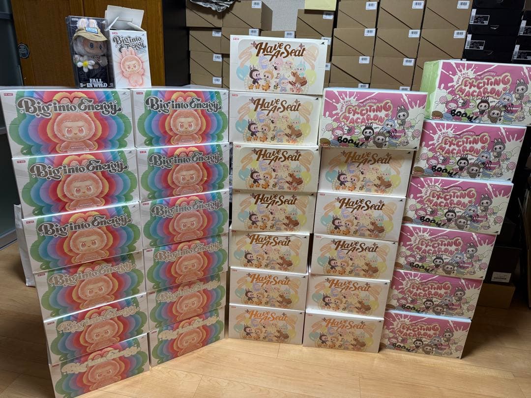 THE MONSTERS Exciting Macaron ぬいぐるみ シリーズ