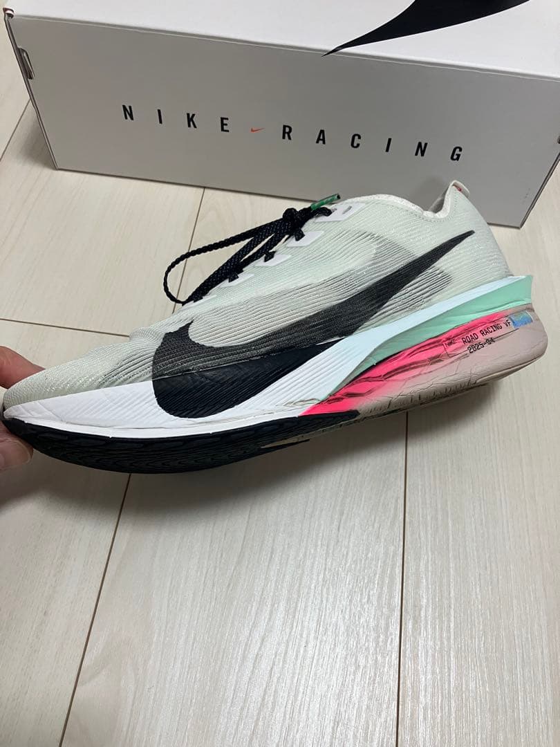 Nike ヴェイパーフライnext%4 サイズ26.5