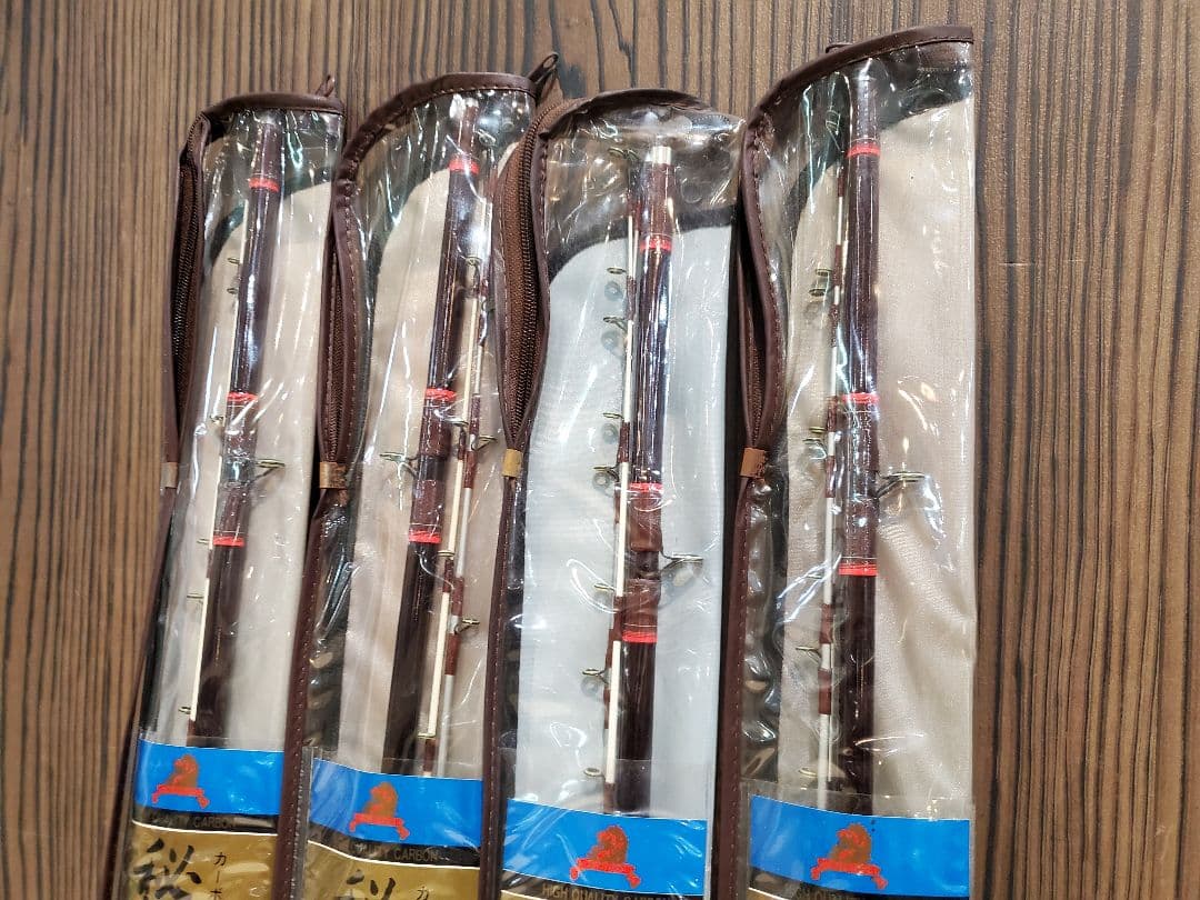 未使用　カーボン舟竿　秘伝　1-210　４本セット