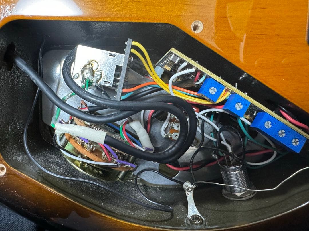 ギター MUSICMAN LIII HH Vintage Tobacco Burst