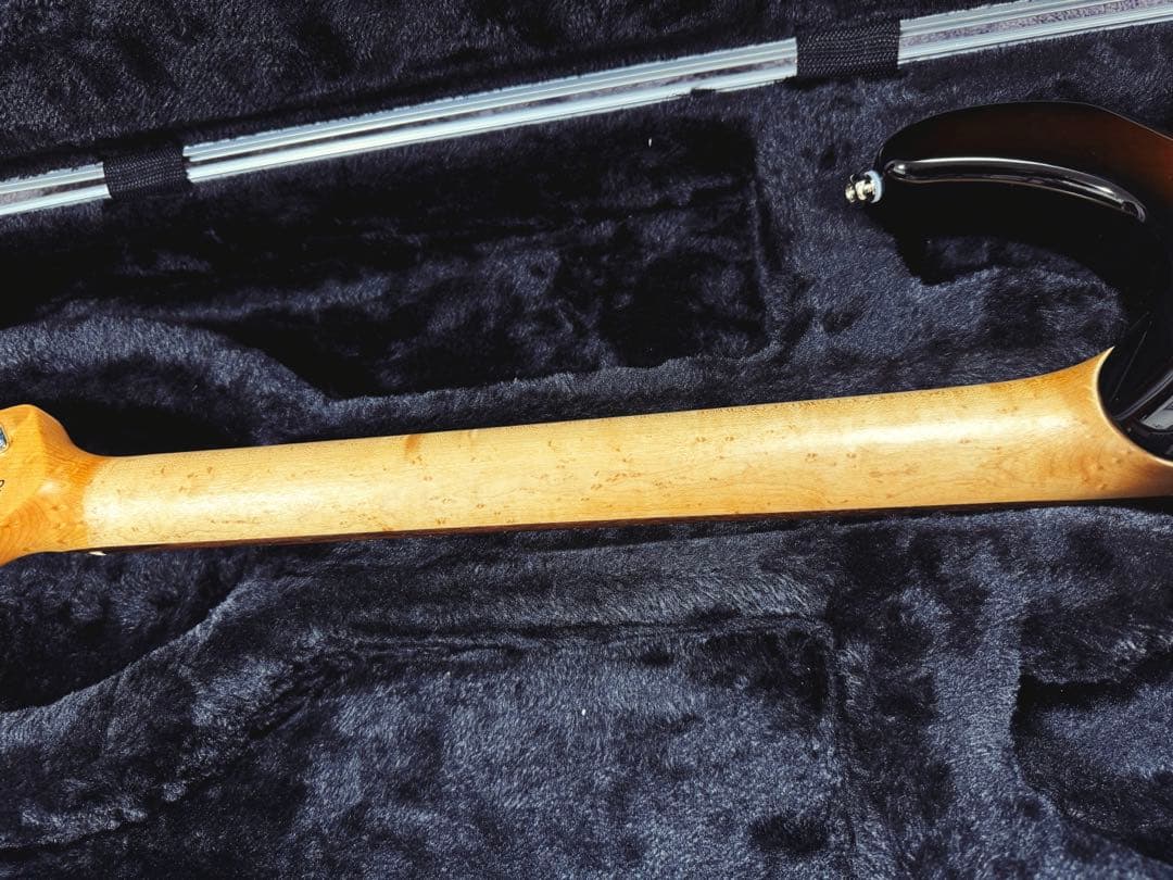 ギター MUSICMAN LIII HH Vintage Tobacco Burst