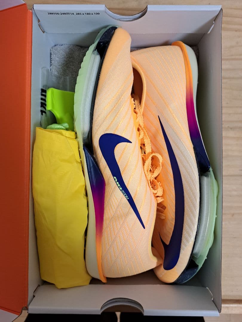 Nike スパイクシューズ オレンジ/パープル世界陸上カラー