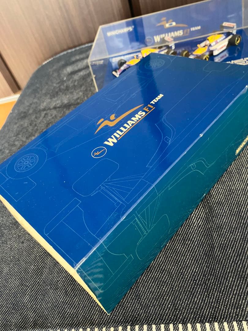 ミニチャンプスF1 1/43 ウィリアムズF1チーム FW14B、FW15C