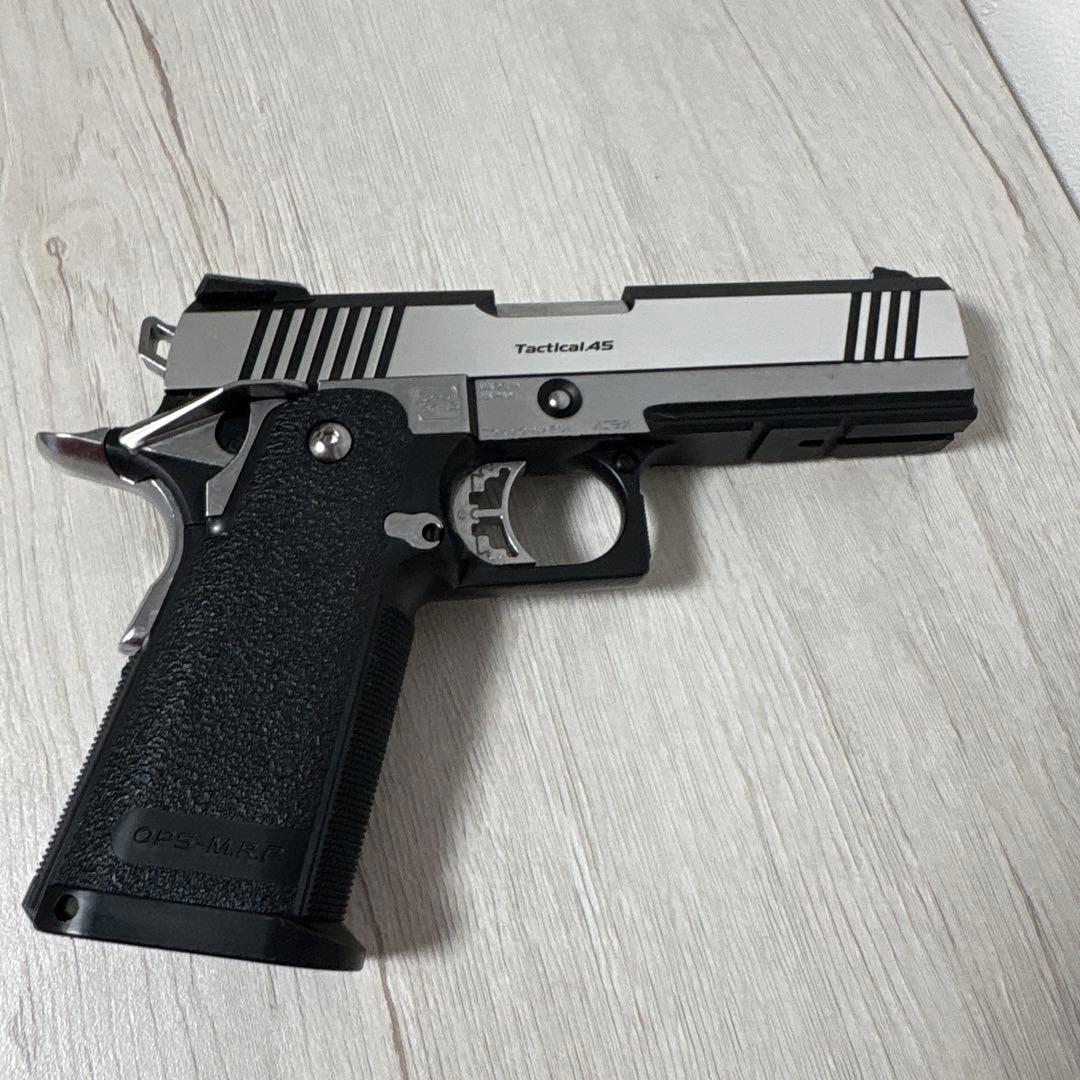 OPS-Tactical.45（ケースとライト付き）