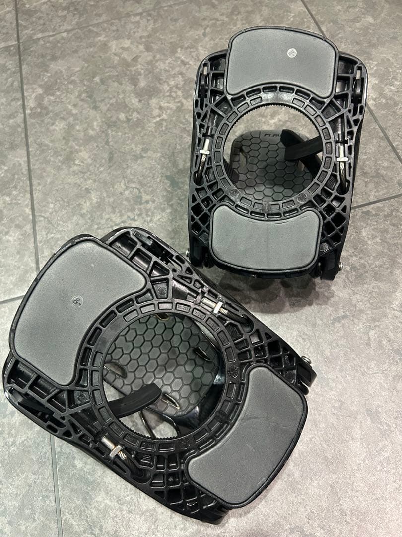 【送料込】 Flow Quattro ビンディング Mサイズ 中古品