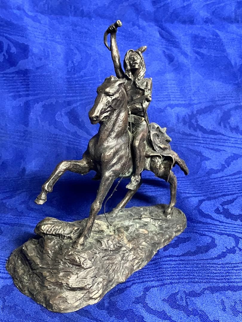 フレデリックレミントン　ブロンズ騎馬像 戦士の彫刻 約20cm高