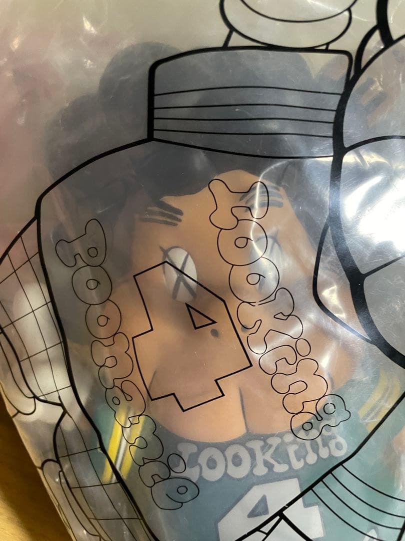 激レア未開封　kaws コラボ　ハシーム　 tokyoTRIBEサンタスティック