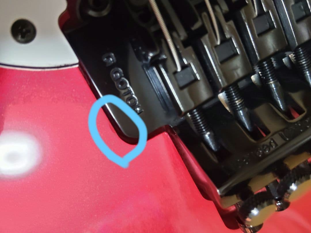 Moon Guitars / Bartolini & DiMarzio搭載モデル