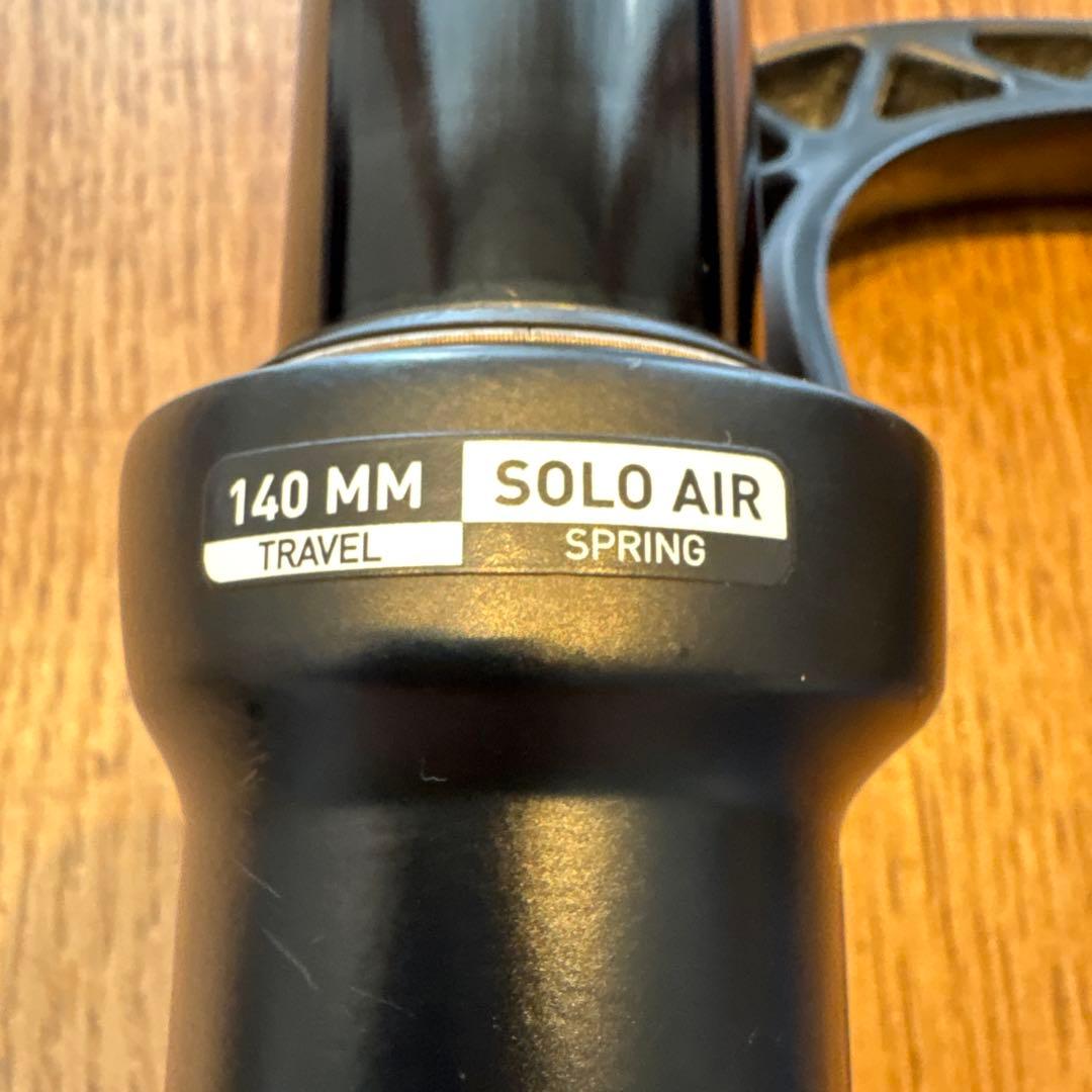 ROCKSHOX PIKE 140mm RCT3 15㎜アクスル100㎜幅