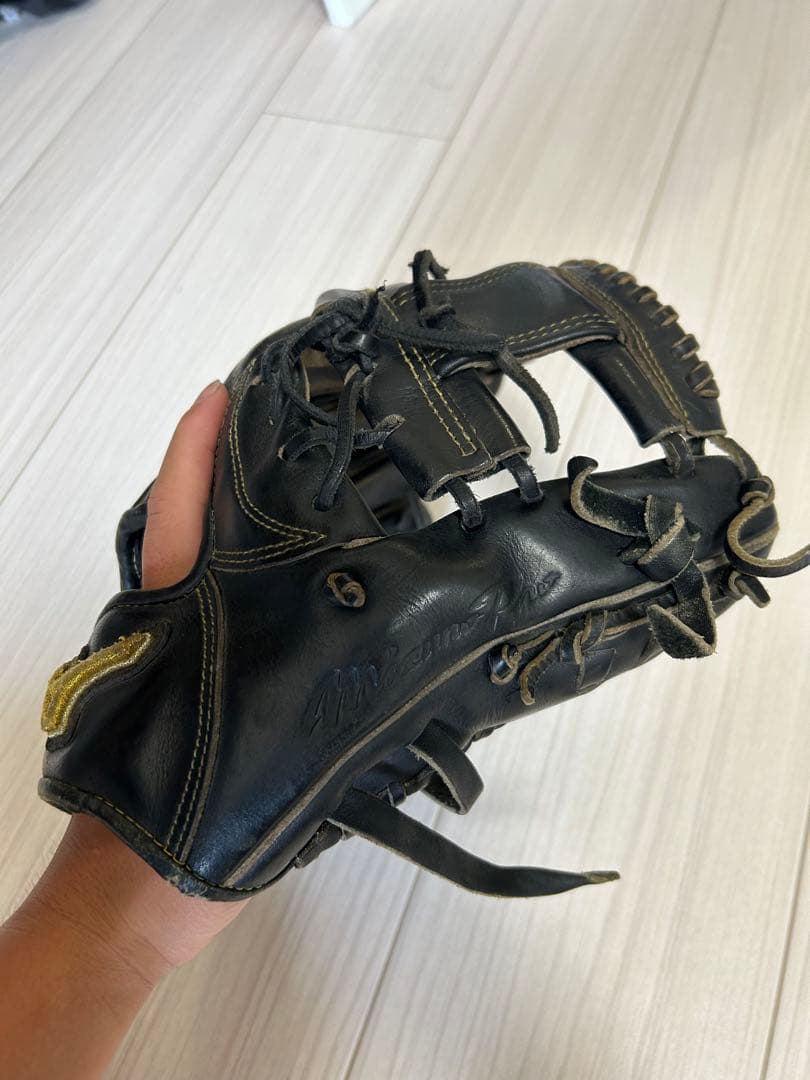 硬式用グローブ 内野手用