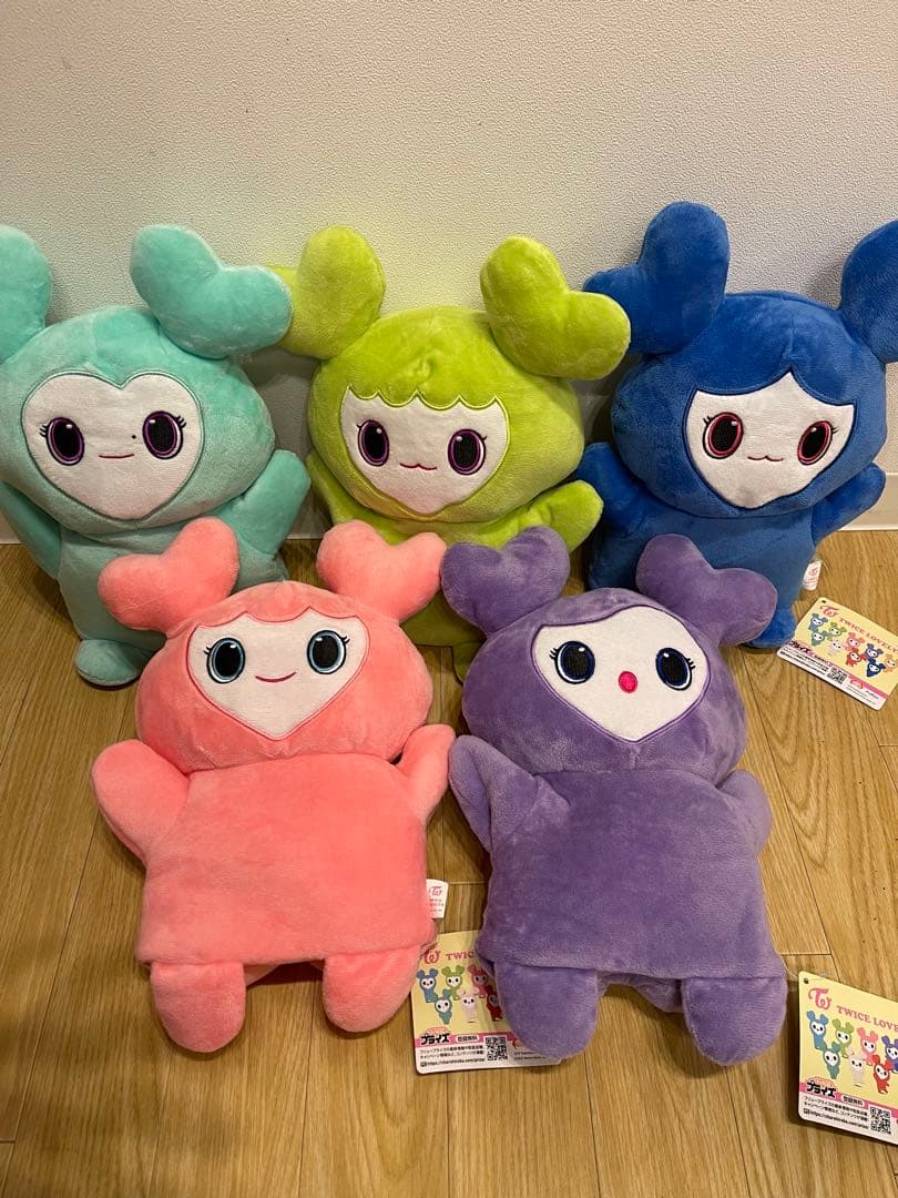 TWICE LOVELYS　ぬいぐるみパペット　gigo限定　5種類セット