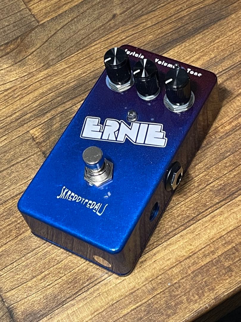 SKREDDY PEDALS ERNIE(big muff系 ラムズヘッド)