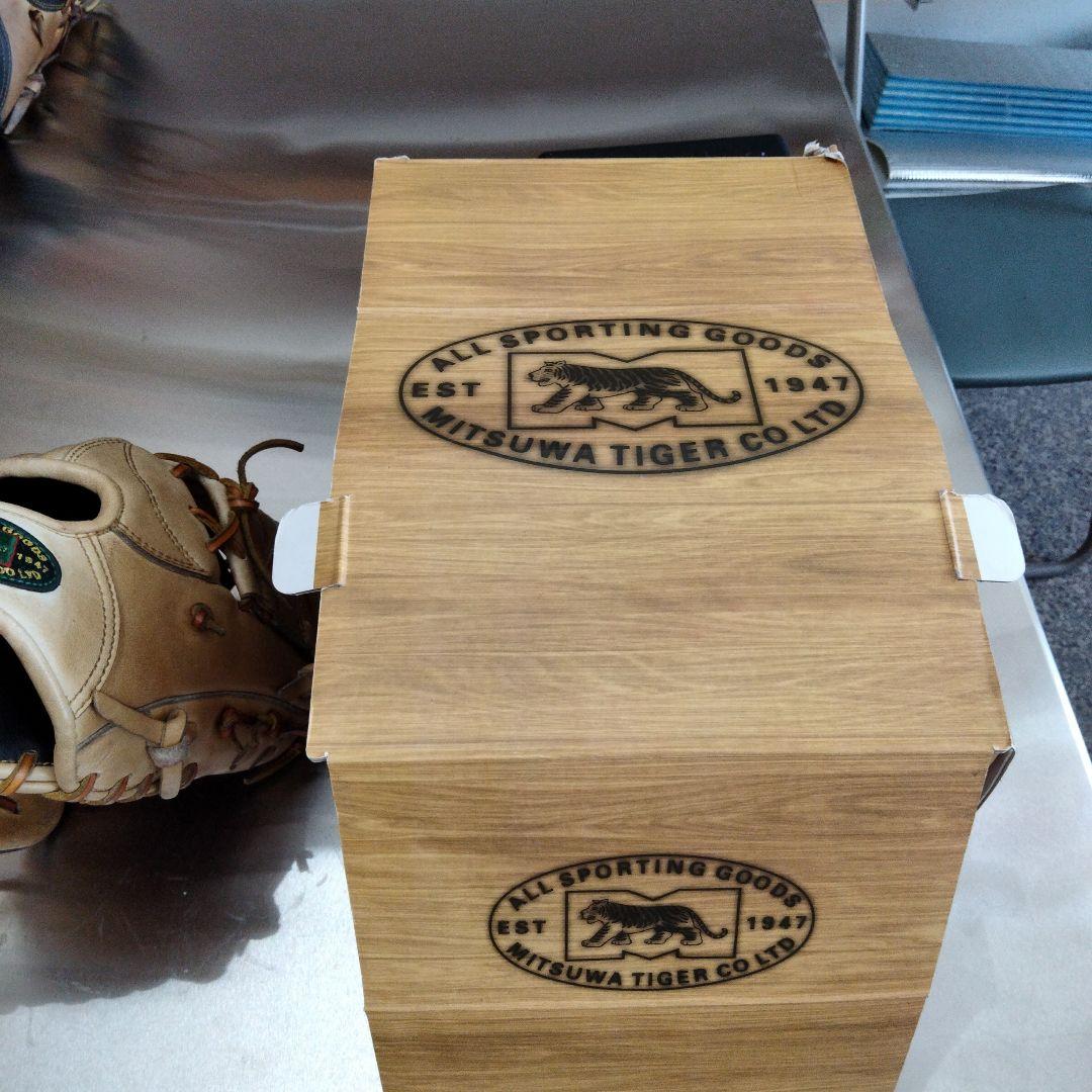 Toshi ミツワタイガー　内野手用グローブ軟式Mitsuwa Tiger
