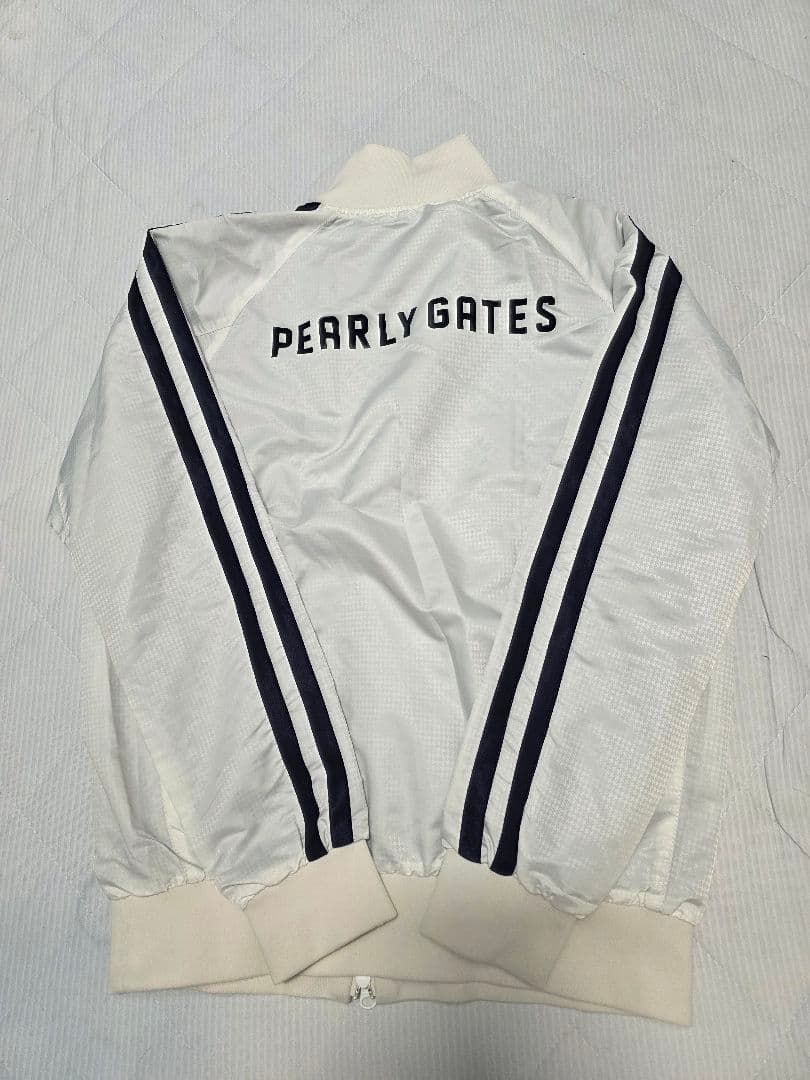 美品PEARLY GATES 蓄熱ジップジャケット４