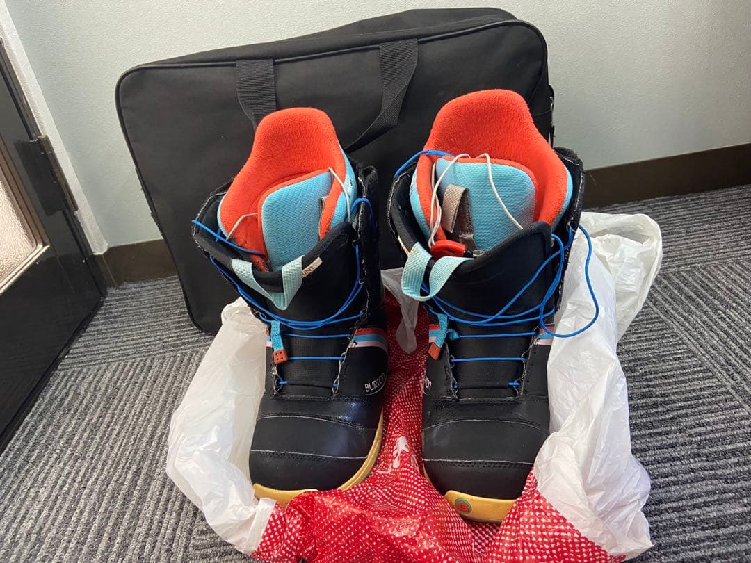 ＋ BURTON スノーボードブーツ 24cm