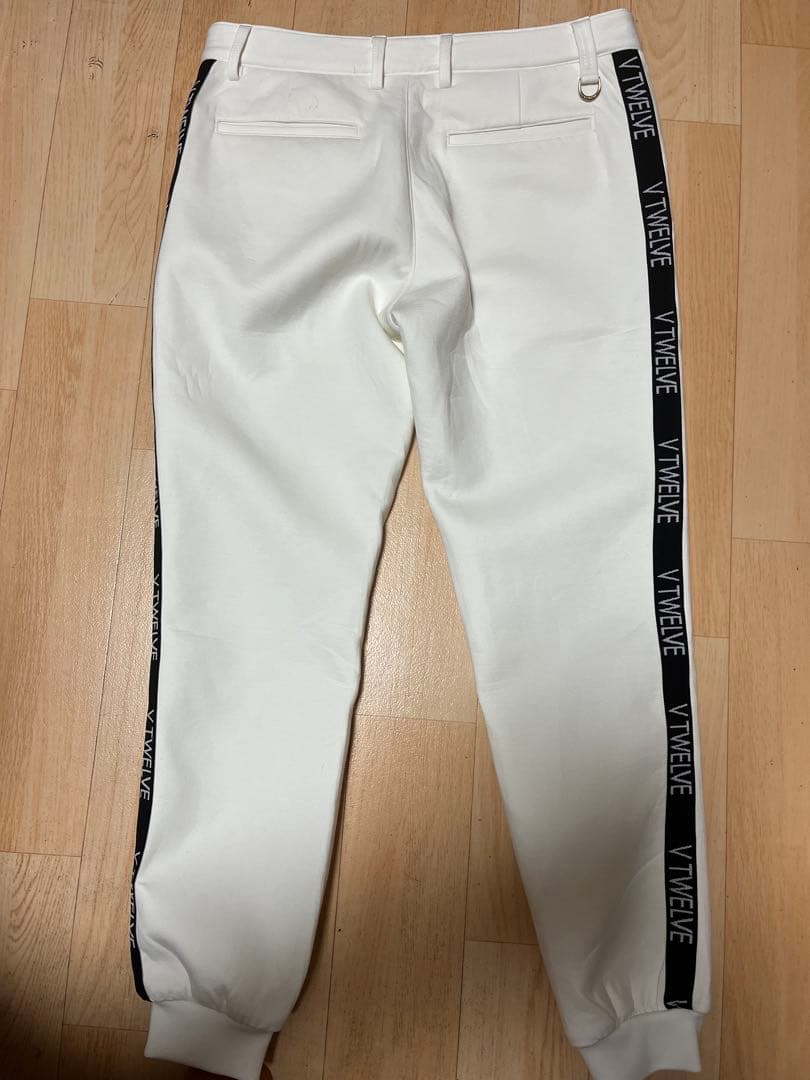 V TWELVE フード付きジャケット ホワイト セットアップ