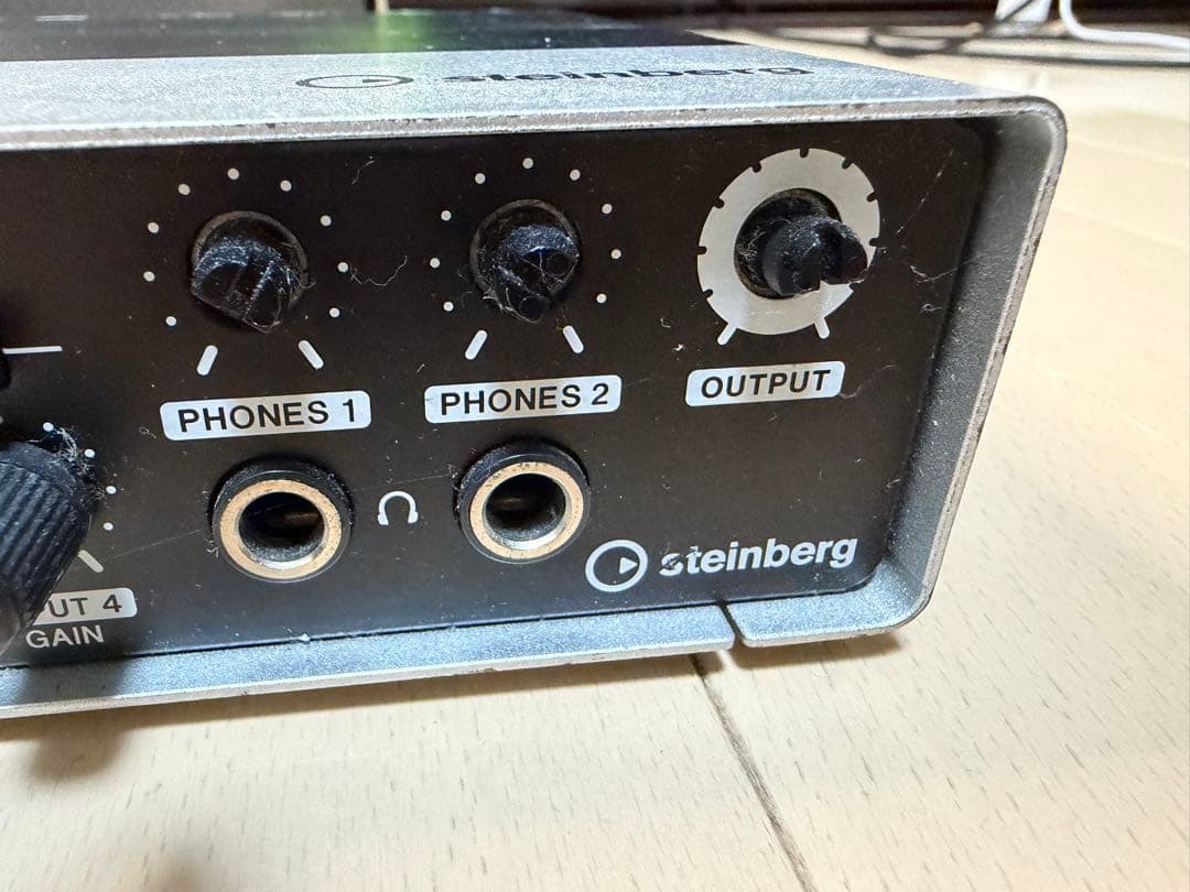 Steinberg UR44 オーディオインターフェイス