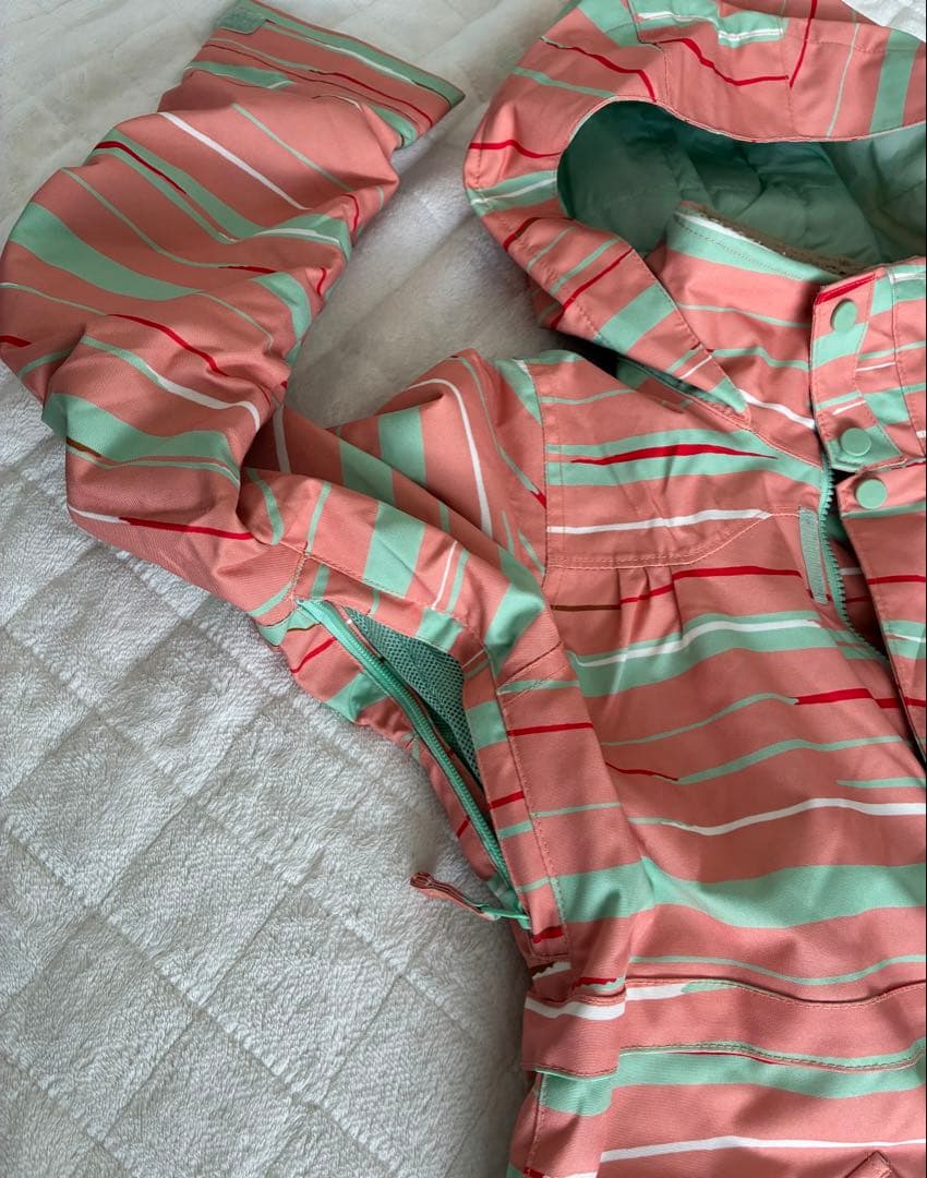 ★burtonキッズスノボード・スキーウェア上下セット★