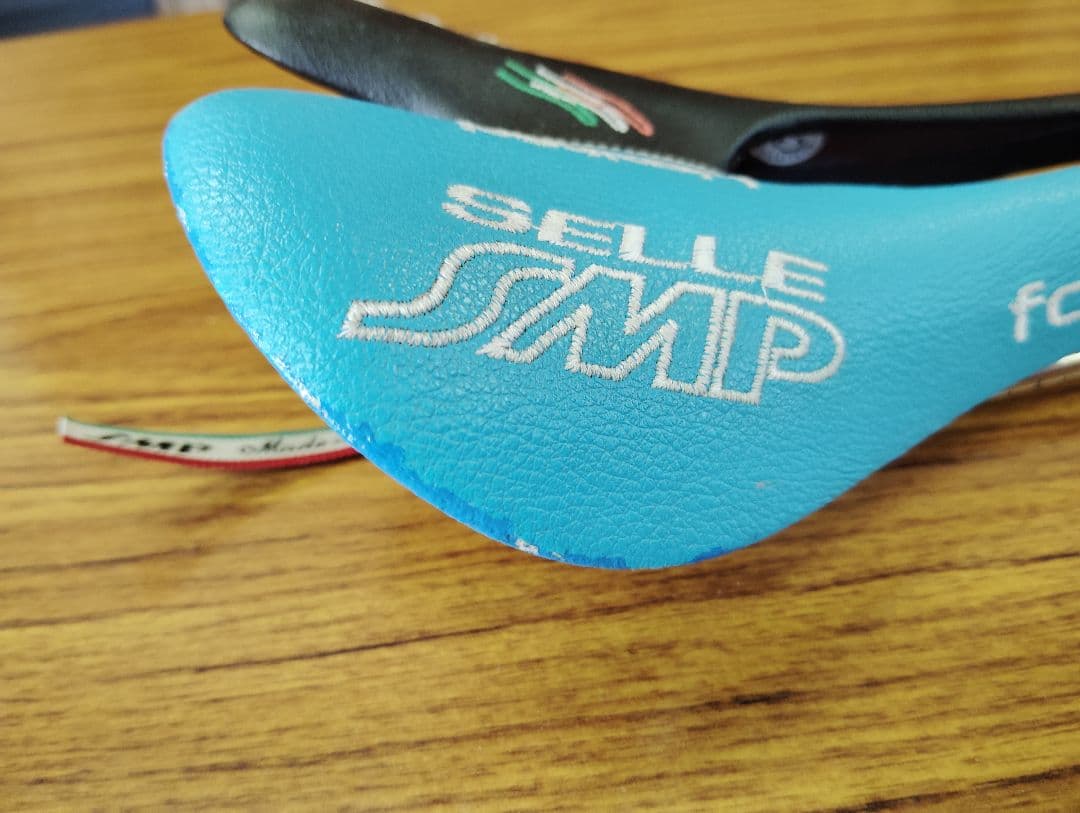 Selle SMP Forma Limited Edition サドル