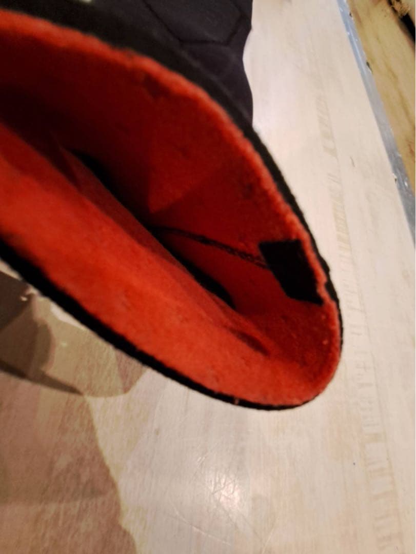 セミドライフルウェットスーツ ブラック/オレンジ