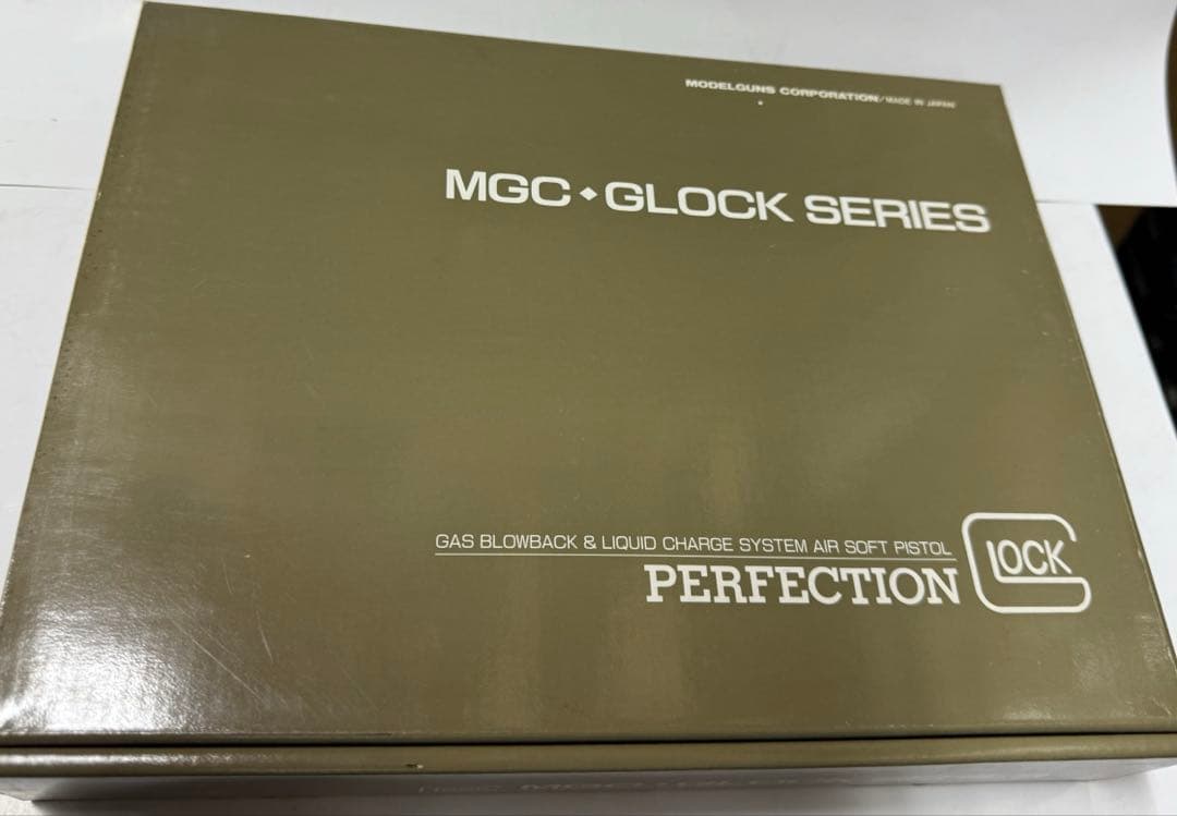 MGC社　GLOCK 17 モデルガン